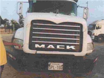 Volquetas Mack CT713 (Guayaquil)