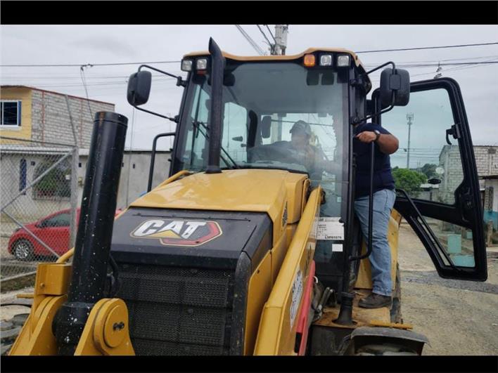 Retroexcavadoras Caterpillar 416 (Samborondón)