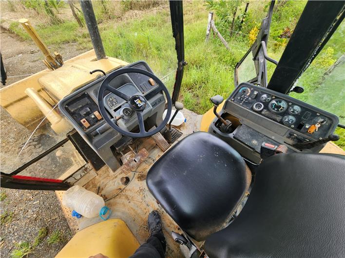 Retroexcavadoras Caterpillar 416C (Chongon)