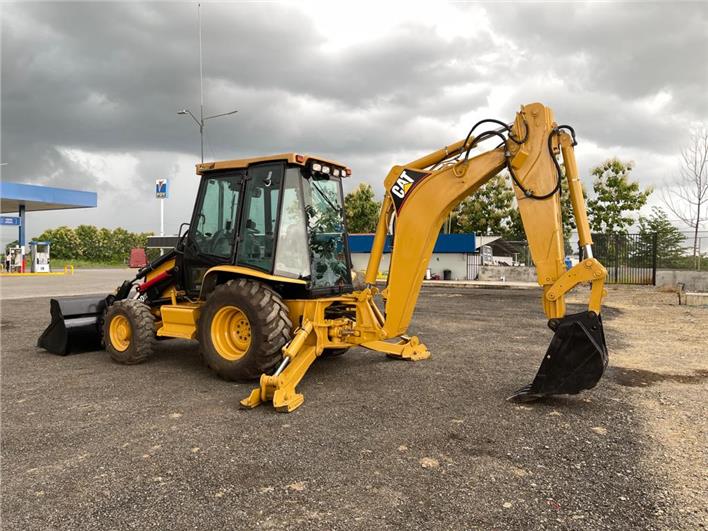 Retroexcavadoras Caterpillar 420D IT (La Troncal)