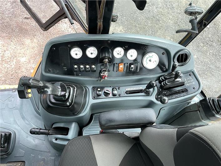 Retroexcavadoras Caterpillar 420D IT (La Troncal)