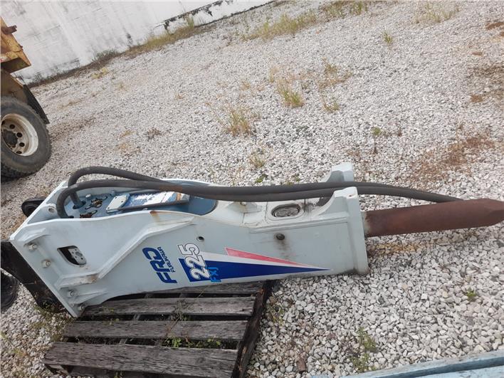 Accesorios - Martillos hidráulico Furukawa 225 FXJ (Guayaquil)