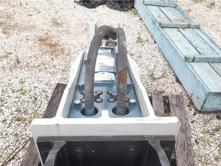 Accesorios - Martillos hidráulico Furukawa 225 FXJ (Guayaquil)