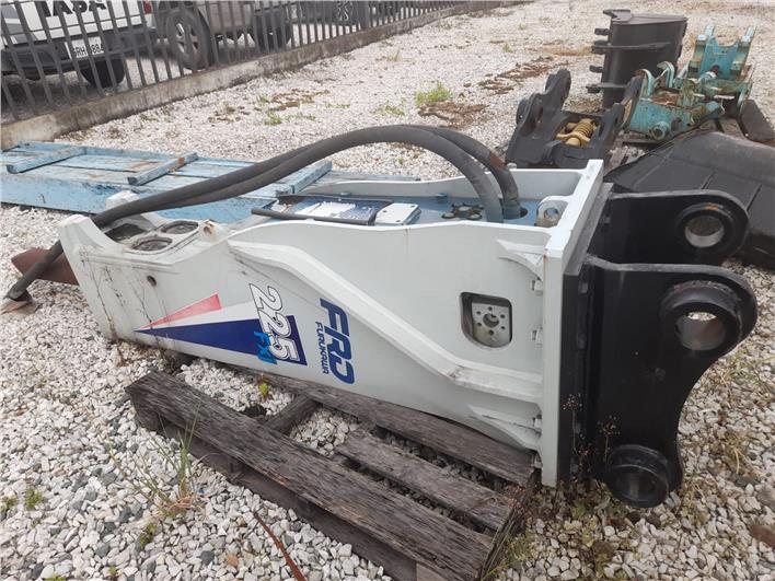 Accesorios - Martillos hidráulico Furukawa 225 FXJ (Guayaquil)