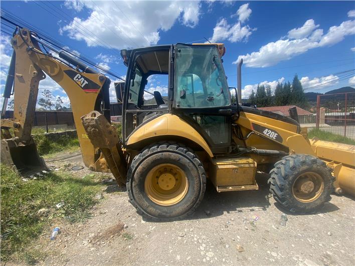Retroexcavadoras Caterpillar 420E (Azogues)