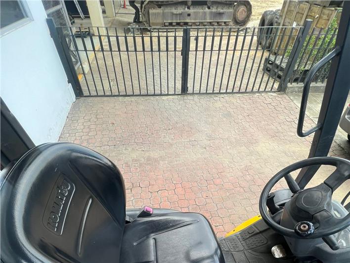 Montacargas Komatsu 2.5 ton (Guayaquil)