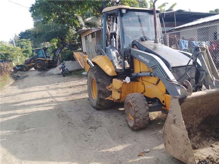 Retroexcavadoras Volvo BL60 (Tosagua)