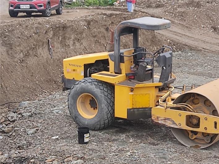 Compactadores Volvo SD100 DC (Guayaquil)