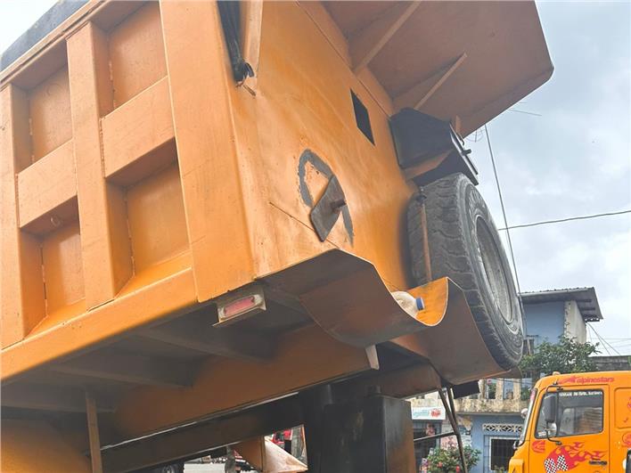 Volquetas Hino FM 2635 (Guayaquil)