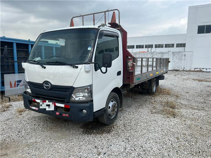 Plataformas Hino Camion XZU720L (Guayaquil)