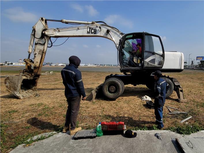 Excavadoras JCB JS175W (Guayaquil)