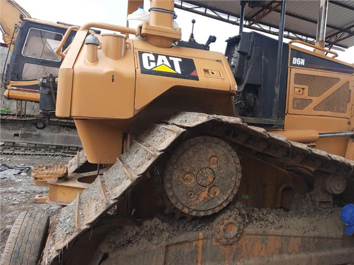 Tractores de Oruga Caterpillar D6N (La Troncal)