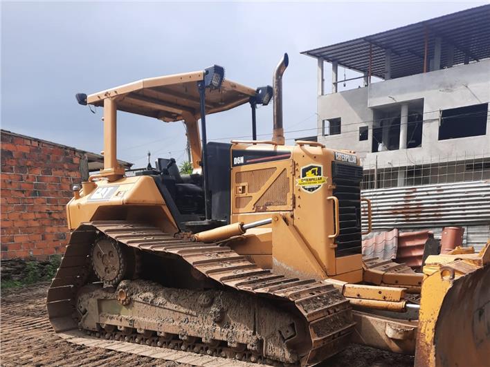 Tractores de Oruga Caterpillar D6N (La Troncal)