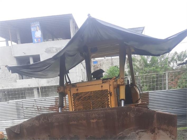 Tractores de Oruga Komatsu D65EX (La Troncal)