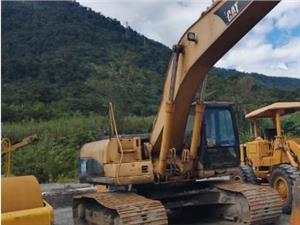 Excavadoras Caterpillar 325CL (Quito)