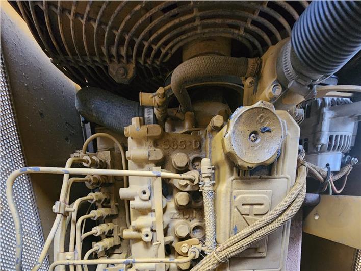 Tractores de Oruga Caterpillar D4C (El Triunfo)