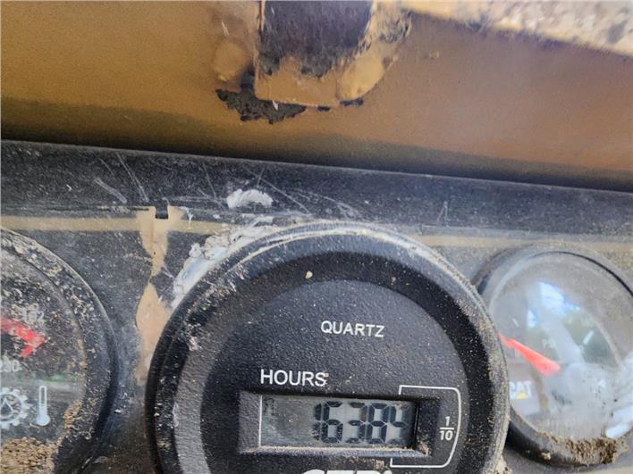 Tractores de Oruga Caterpillar D4C (El Triunfo)