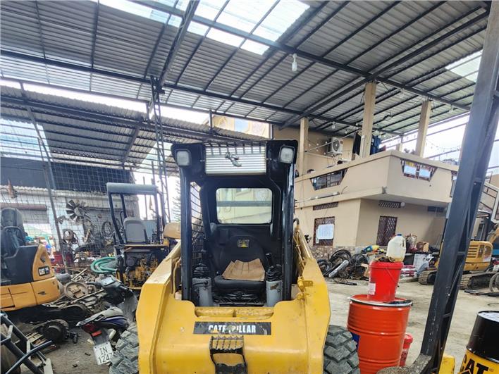 Minicargadores Caterpillar 262 (El Triunfo)