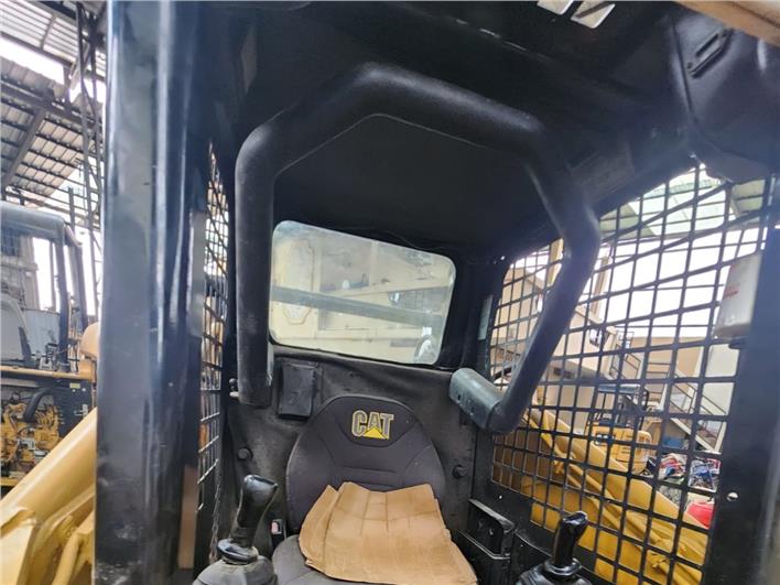 Minicargadores Caterpillar 262 (El Triunfo)