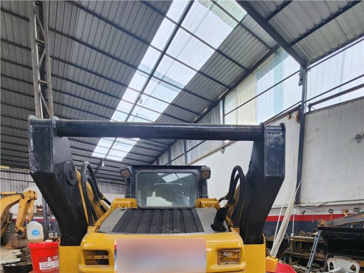 Minicargadores Caterpillar 262 (El Triunfo)