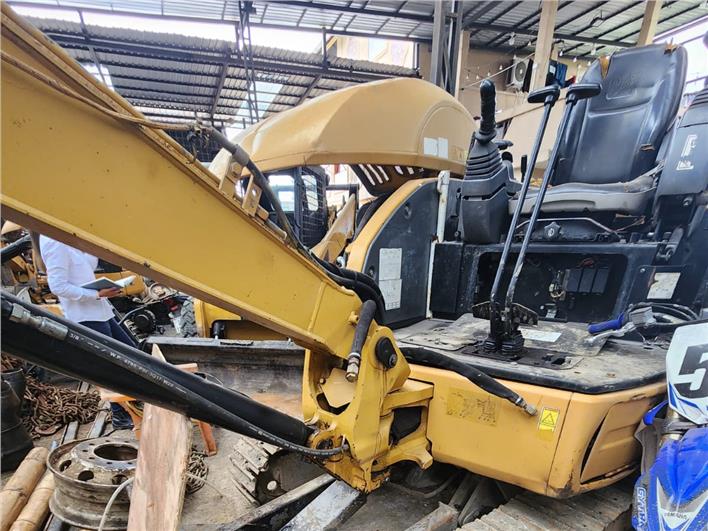 Miniexcavadoras Caterpillar 303E (El Triunfo)