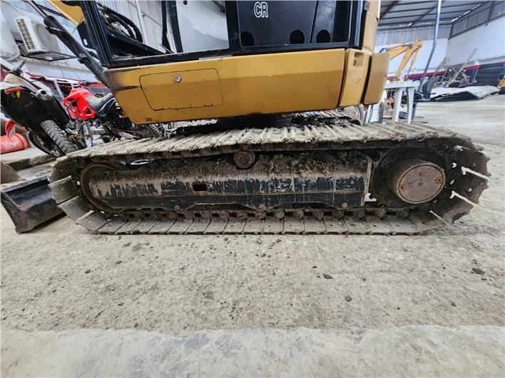 Miniexcavadoras Caterpillar 302.7 (El Triunfo)