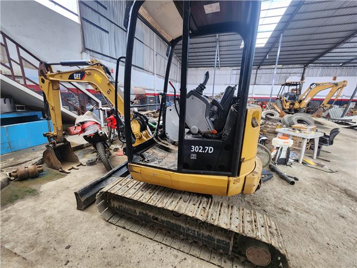 Miniexcavadoras Caterpillar 302.7 (El Triunfo)