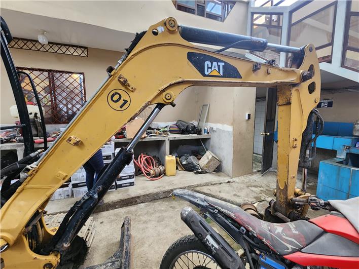 Miniexcavadoras Caterpillar 302.7 (El Triunfo)