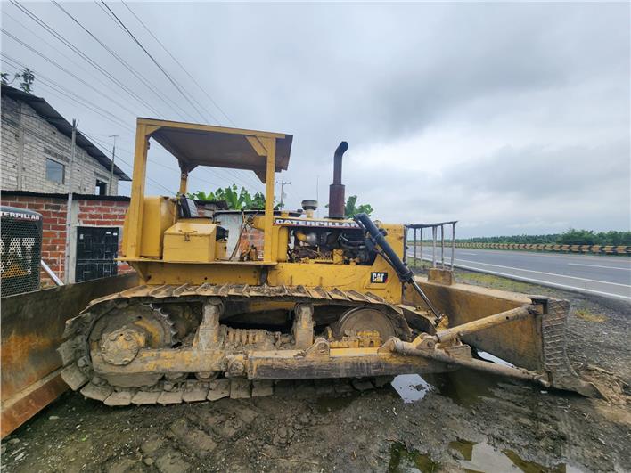 Tractores de Oruga Caterpillar D6C (El Triunfo)