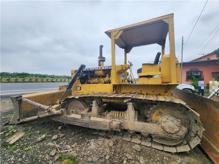 Tractores de Oruga Caterpillar D6C (El Triunfo)