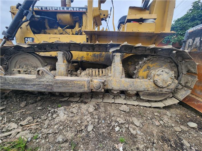 Tractores de Oruga Caterpillar D6C (El Triunfo)