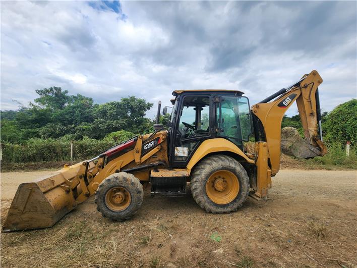 Retroexcavadoras Caterpillar 426F2 (Guayaquil)