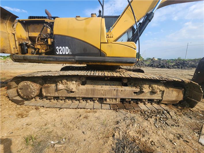 Excavadoras Caterpillar 320DL (Samborondón)