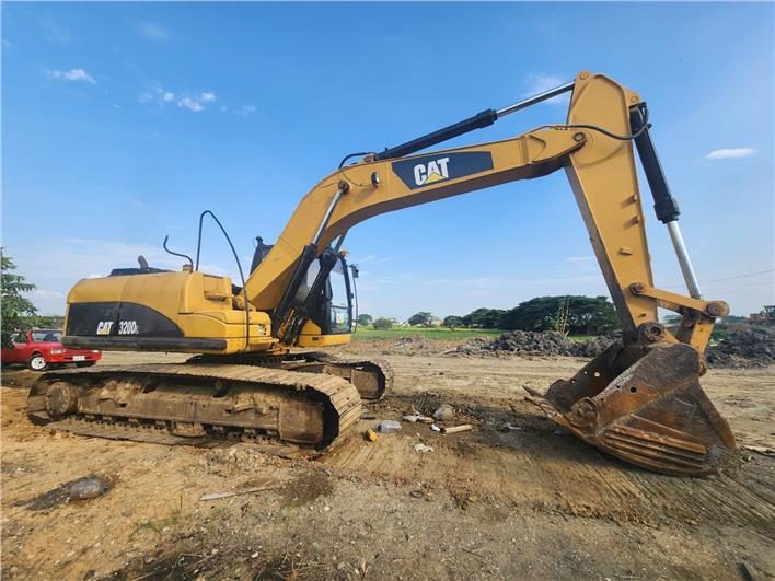 Excavadoras Caterpillar 320DL (Samborondón)