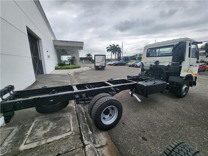 Plataformas Eicher Camion Pro 3008 (Guayaquil)