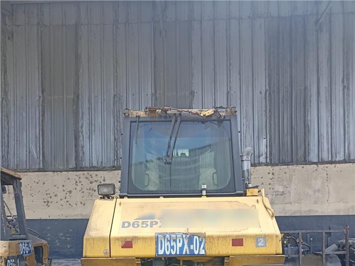Tractores de Oruga Komatsu D65 PX (Guayaquil)