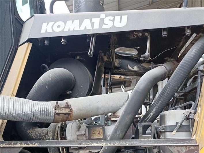 Tractores de Oruga Komatsu D65 PX (Guayaquil)