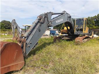 Excavadoras Volvo EC240B (Guayaquil)