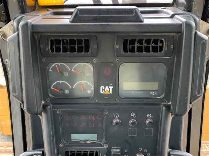 Tractores de Oruga Caterpillar D6N LGP (La Troncal)