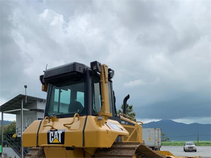Tractores de Oruga Caterpillar D6N LGP (La Troncal)