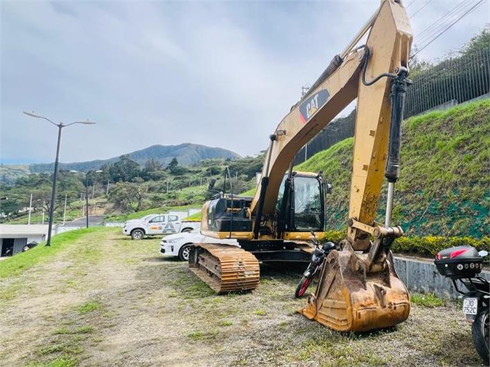 Excavadoras Caterpillar 320D2L (Guayaquil)