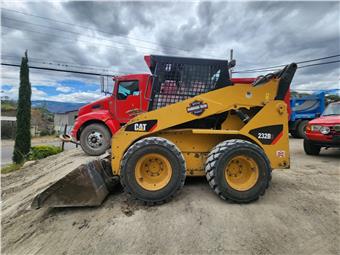 Minicargadores Caterpillar 232 B2 (Cuenca)