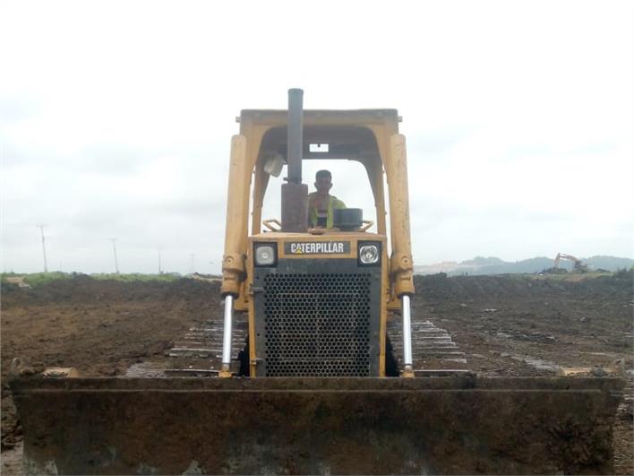 Tractores de Oruga Caterpillar D6D (B.Aerea.deTaura)