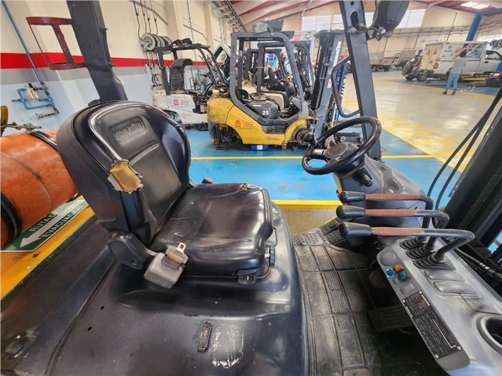 Montacargas Komatsu 2.5 ton (Guayaquil)