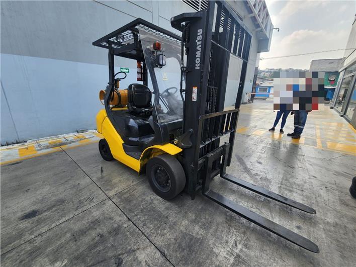 Montacargas Komatsu 2.5 ton (Guayaquil)