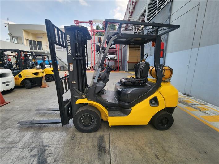 Montacargas Komatsu 2.5 ton (Guayaquil)