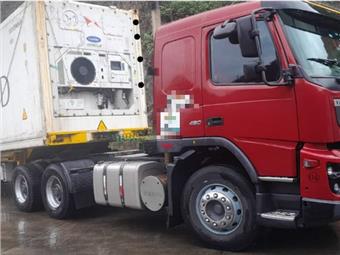 Cabezales Volvo FM64T (Quito)