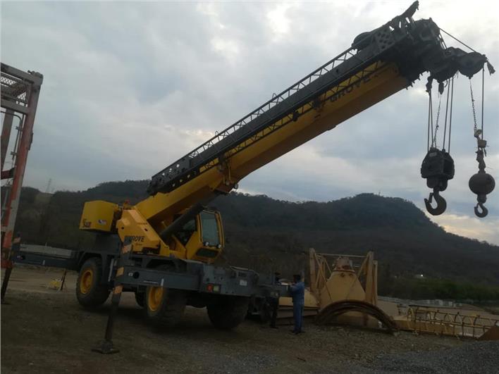 Grúas Móviles Grove RT-540E (Quito)