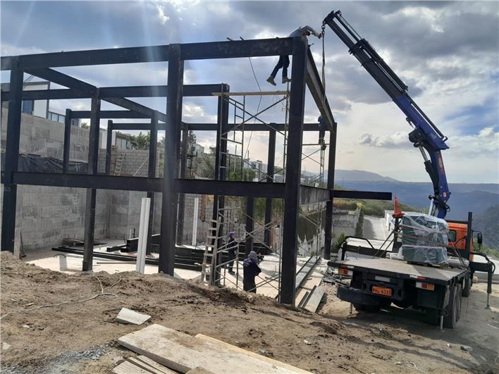 Brazo de Grúa Nissan con winche (Quito)