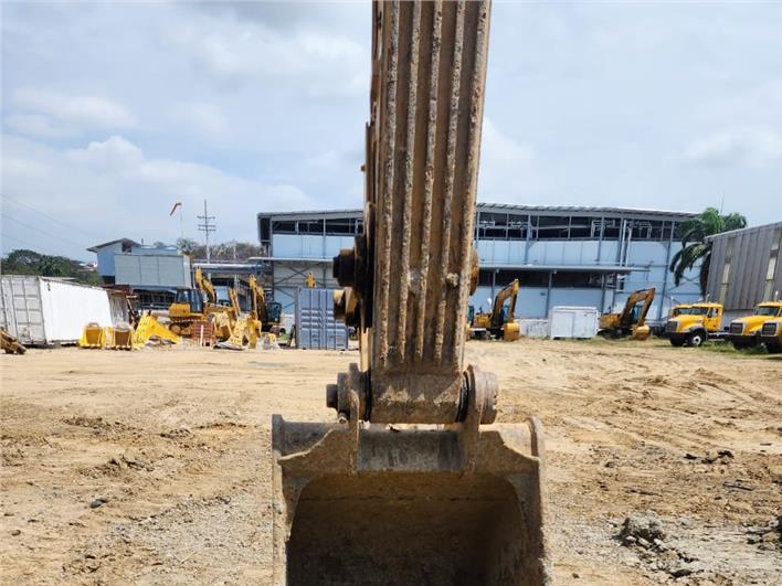 Excavadoras Caterpillar 320 (Guayaquil)